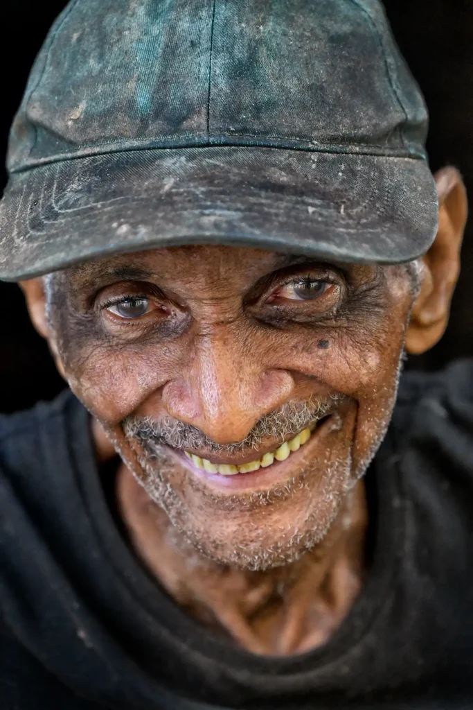 CUBAN_GUITAR_MAN